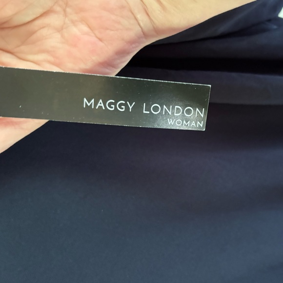 Maggy London-NWT 22W Long Sleeve Asymmetric Hem Dress Midnight Blue. New w/tags! - Picture 8 of 15